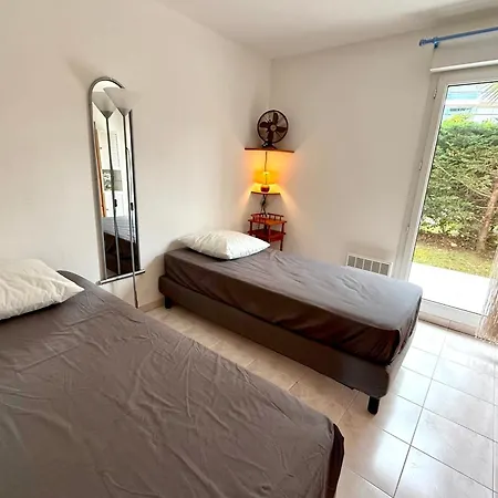 4 People Garden & Garage Apartment Golfe-Juan